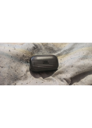 Jbl наушніки