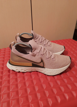 Кросівки nike react vision 39р.1 фото