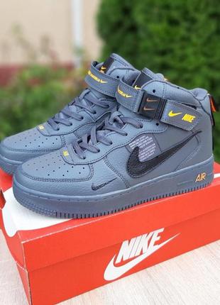 Мужские кроссовки nike air force 1 mid lv8 серые с оранжевым высокие