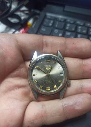 Наручний годинник seiko 977552