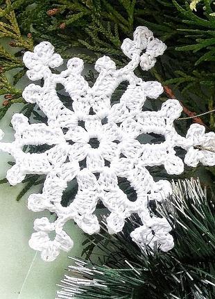 Вязаные снежинки