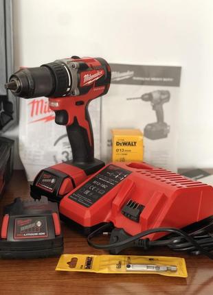 Акумуляторна дриль-шурупокрут milwaukee m18 cbldd-202c