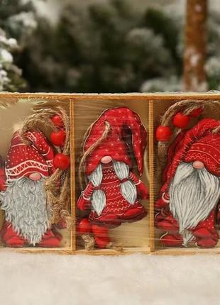 Червоні дерев'яні різдвяні гноми, лісові люди1 фото