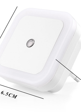 Світлодіодний світильник-нічник з датчиком світла5 фото