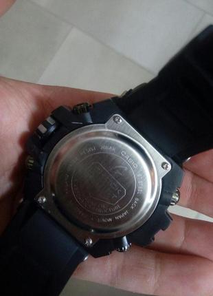 Наручний годинник casio g-shock glg-10003 фото