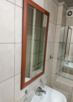 Дзеркало у ванну кімнату1 фото