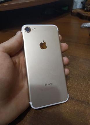 Iphone 7 (айфон)