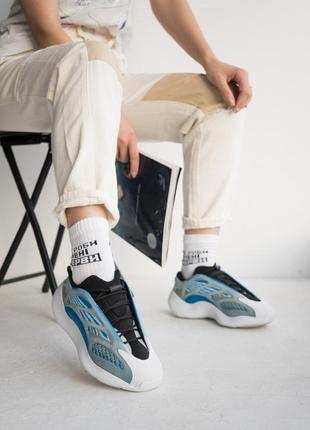 Женские кроссовки adidas yeezy boost 700 blue