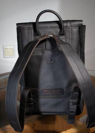 Чорний міський рюкзак, пошитий вручну з натуральної шкіри.6 фото