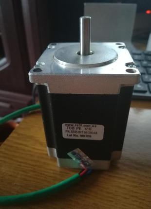Двигун кроковий sm57ht76-2804a.