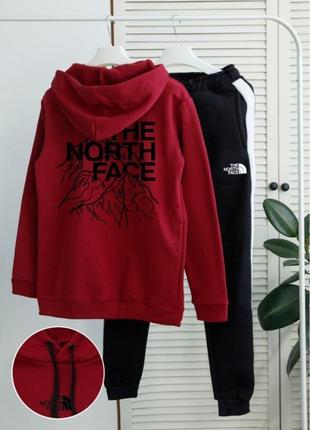 Спортивний костюм tnf