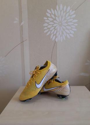 Футбольні бутси nike mercurial vapor 12 elite