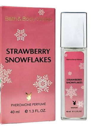 Bath&body works strawberry snowflakes