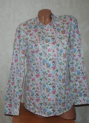 Блуза легка, принтована бренду liberty
  /100% бавовна/ приталена/