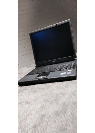 Acer aspire e1