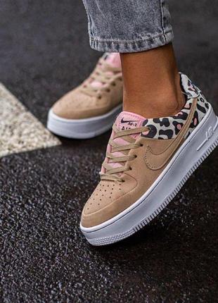 Кросівки nike air force 1 sage leopard5 фото