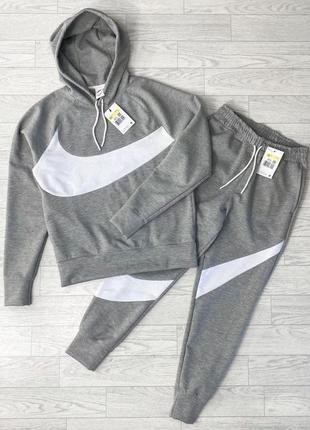 Костюм nike swoosh теплий