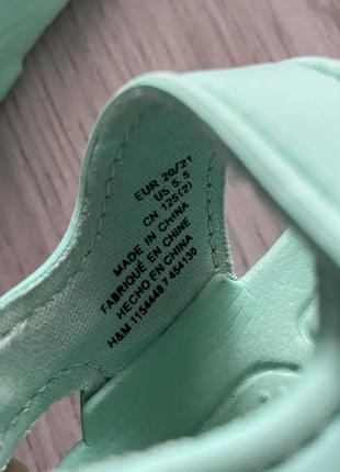 H&m zara кросівки босоніжки кеди туфлі 20 21 2210 фото