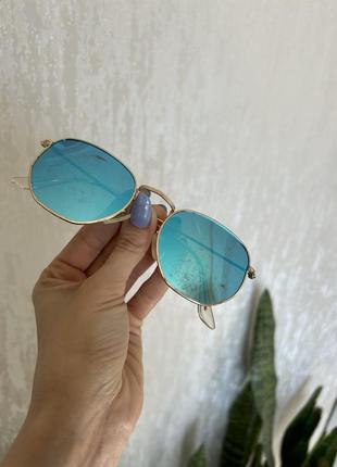 Синие зеркальные круглые очки с поляризацией в золотистой оправе8 фото