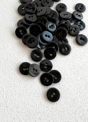 Ґудзик сорочковий глянцевий 2отв чорний 10мм мушля