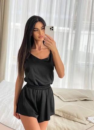 Пижама шелковая черная женская шорты и топ на тонких бретелях см1 фото