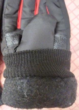 Зимові спортивні рукавички