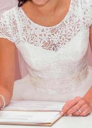 Нежное свадебное платье с вышивкой цвета айвори5 фото