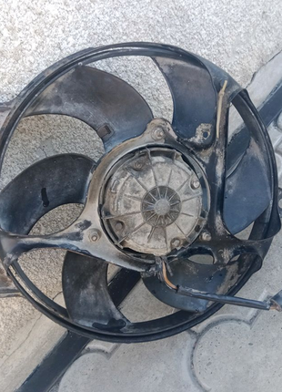 Вентилятор радіатора форд курєр