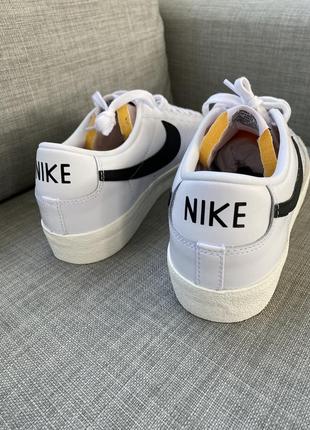 Новые кроссовки nike 2