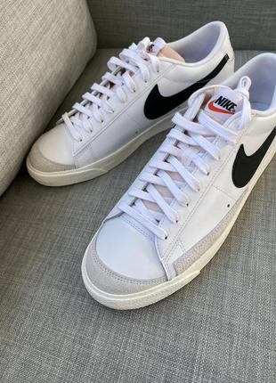 Новые кроссовки nike 5