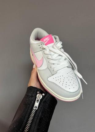 Найк сб данк лова розовые nike sb dunk low « light grey / pink»6 фото