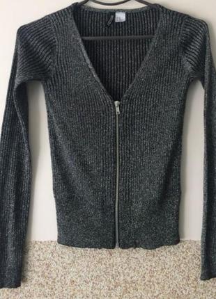 Свитер водолазка