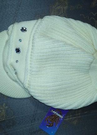 Зимова в'язана жіноча шапка6 фото