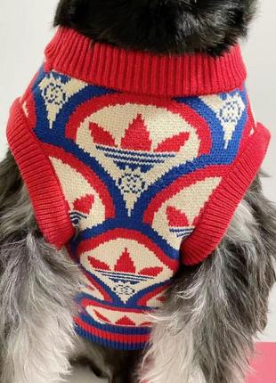 Брендовый свитер для собак gucci в коллаборации adiddas без рукавов с рисунком, красный7 фото
