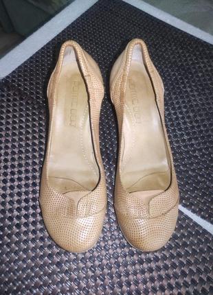 Черевики#туфлі шкіряні бежеві vero cuoio#