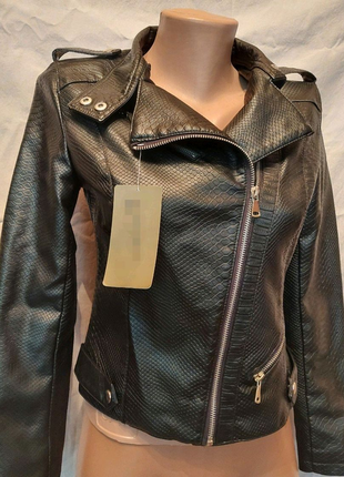 Жіноча куртка кожзам3 фото