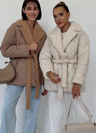 Жіноча весняна курточка