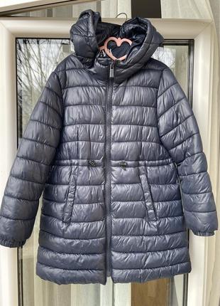 Zara. куртка детская 134 см в идеальном состоянии