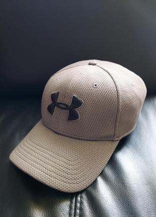 Кепка under armour