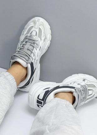 Дышащие светлые женские спортивные кроссовки, прочная модель в коже + текстиль 36,37,39,40,384 фото