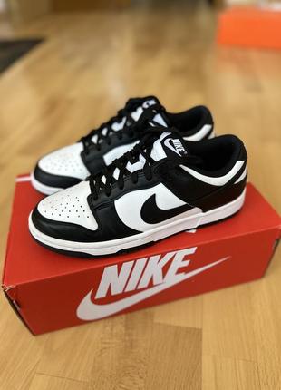 Кроссики nike dunk low черно белые 39р3 фото