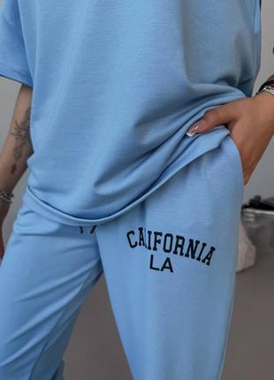 Жіночий спортивний костюм california з футболкою2 фото