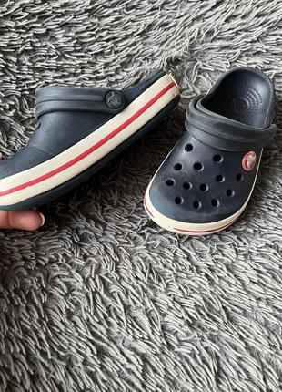 Crocs 3