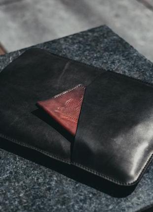 Чехол с карманом на macbook, натуральная кожа высокого качества, цвет черный3 фото