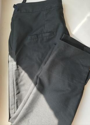 Классические брюки в современном пошиве