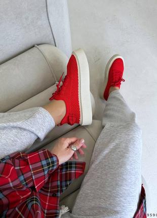 Красные женские кроссовки, текстиль4 фото