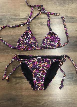 Купальник в мелкий цветочек