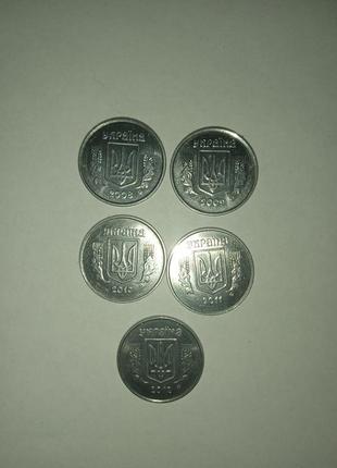 Монеты украины 2 копейки 1993-2012 год8 фото