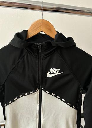 Детская толстовка nike &lt;unk&gt; цена 200 грн2 фото