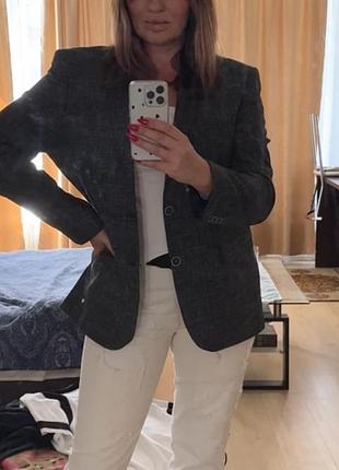 Жакет піджак з чоловічого плеча з широкими плечима